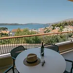 Oleander Urban Suites, High-speed Internet, At 250, Pet Friendly * Trogir