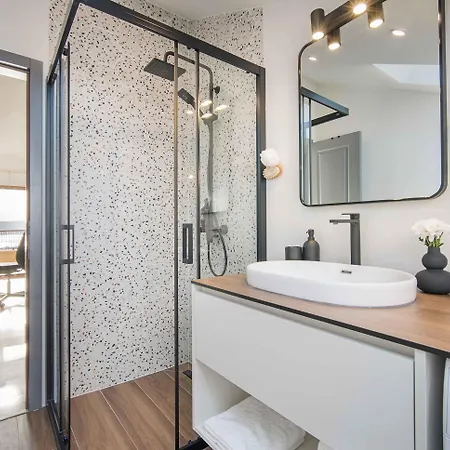 아파트 Oleander Urban Suites, High-speed Internet, At 250, Pet Friendly *