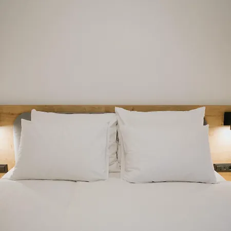 Oleander Urban Suites, High-speed Internet, At 250, Pet Friendly 아파트 *