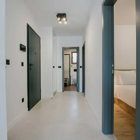아파트 Oleander Urban Suites, High-speed Internet, At 250, Pet Friendly 트로기르