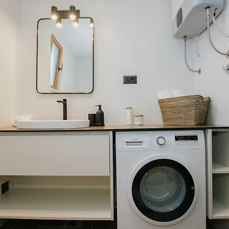 아파트 Oleander Urban Suites, High-speed Internet, At 250, Pet Friendly 트로기르