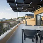 Apartment Oleander Urban Suites, High-speed Internet, At 250, Pet Friendly *