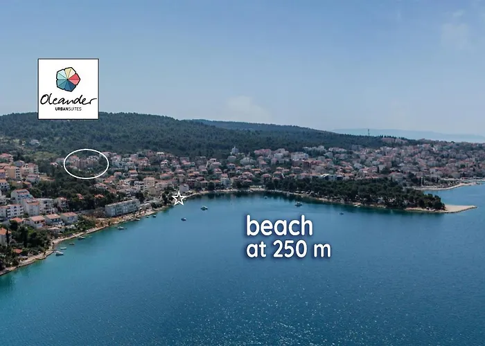 Apartment Oleander Urban Suites, High-speed Internet, At 250, Pet Friendly Trogir