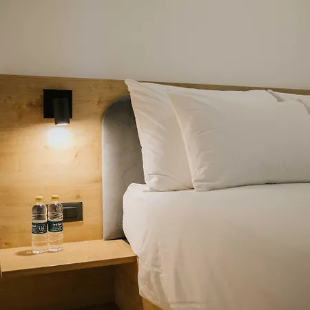 Oleander Urban Suites, High-speed Internet, At 250, Pet Friendly * Τρογκίρ